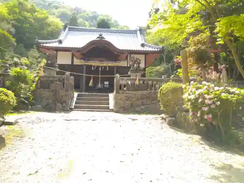 早瀧比咩神社の本殿・本堂