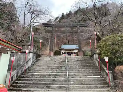 藤原町護国神社の{uncategorized: "未分類", other: "その他", undefined: "問題あり", building: "その他建物", grave: "お墓", sacred_gate: "鳥居", guardian: "狛犬", statue: "像", buddha: "仏像", history: "歴史", nature: "自然", garden: "庭園", animal: "動物", pagoda: "塔", temizu: "手水舎", mountain_gate: "山門・神門", sanctuary: "本殿・本堂", subordinate: "末社・摂社", art: "芸術", scenery: "景色", jizo: "地蔵", ema: "絵馬", goshuin: "御朱印", omikuji: "おみくじ", items: "授与品その他", amulet: "お守り", goshuincho: "御朱印帳", eats: "食事", festival: "お祭り", votive_dance: "神楽", shichigosan: "七五三参", wedding: "結婚式", experience: "体験その他", initially: "初詣", around: "周辺", anti_infection: "感染症対策"}