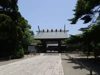 宮崎神宮の山門・神門