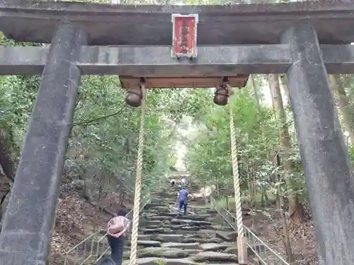 東霧島神社の鳥居