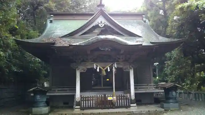 泉神社の本殿・本堂