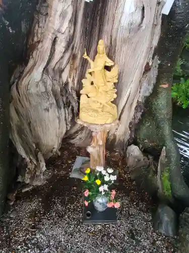 秩父今宮神社の仏像