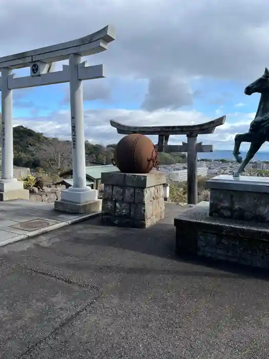 八幡竃門神社の建物その他