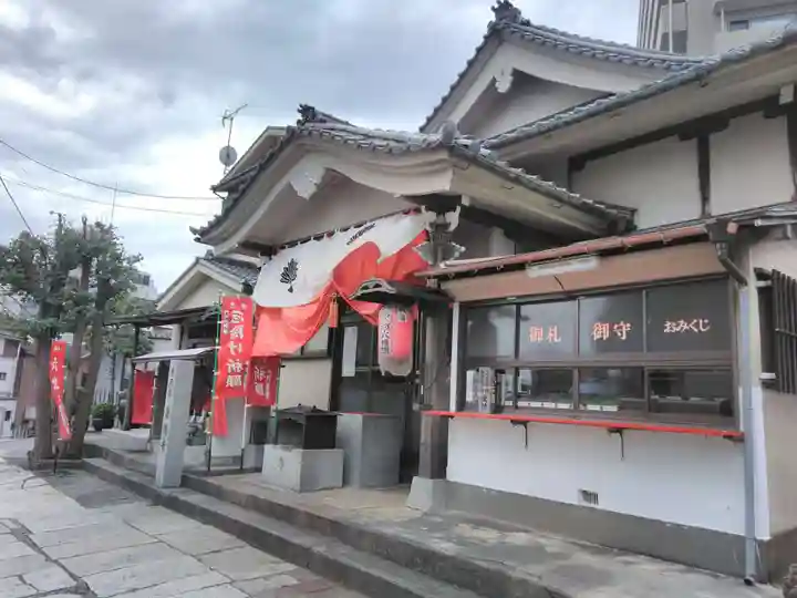 萬徳寺の本殿・本堂