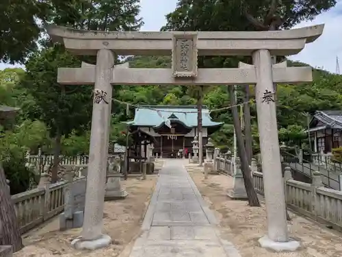 玉比咩神社の鳥居