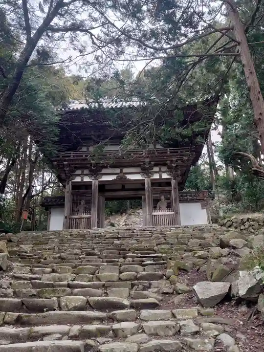 総見寺の山門・神門