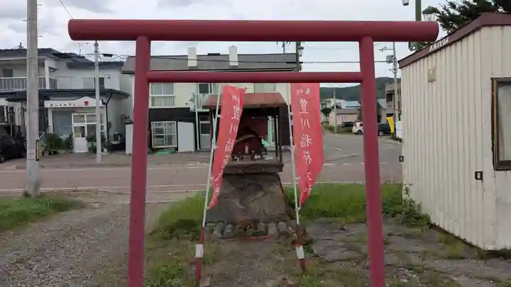 豊川稲荷大明神の鳥居