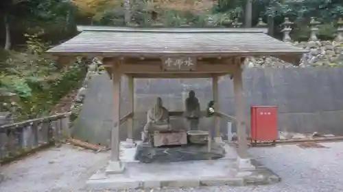 甘南美寺の仏像