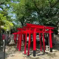 東官守稲荷神社の{uncategorized: "未分類", other: "その他", undefined: "問題あり", building: "その他建物", grave: "お墓", sacred_gate: "鳥居", guardian: "狛犬", statue: "像", buddha: "仏像", history: "歴史", nature: "自然", garden: "庭園", animal: "動物", pagoda: "塔", temizu: "手水舎", mountain_gate: "山門・神門", sanctuary: "本殿・本堂", subordinate: "末社・摂社", art: "芸術", scenery: "景色", jizo: "地蔵", ema: "絵馬", goshuin: "御朱印", omikuji: "おみくじ", items: "授与品その他", amulet: "お守り", goshuincho: "御朱印帳", eats: "食事", festival: "お祭り", votive_dance: "神楽", shichigosan: "七五三参", wedding: "結婚式", experience: "体験その他", initially: "初詣", around: "周辺", anti_infection: "感染症対策"}