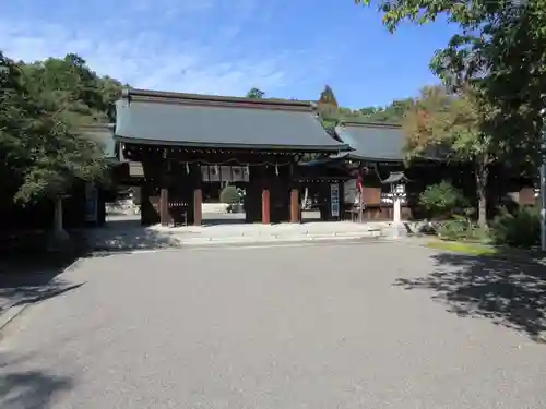竈山神社の山門・神門