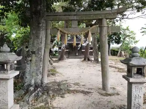 入野神社の鳥居