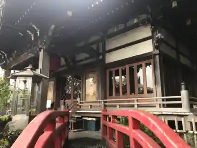 真福寺の本殿・本堂