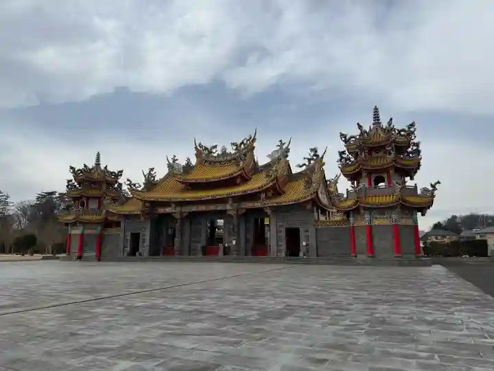 聖天宮の{uncategorized: "未分類", other: "その他", undefined: "問題あり", building: "その他建物", grave: "お墓", sacred_gate: "鳥居", guardian: "狛犬", statue: "像", buddha: "仏像", history: "歴史", nature: "自然", garden: "庭園", animal: "動物", pagoda: "塔", temizu: "手水舎", mountain_gate: "山門・神門", sanctuary: "本殿・本堂", subordinate: "末社・摂社", art: "芸術", scenery: "景色", jizo: "地蔵", ema: "絵馬", goshuin: "御朱印", omikuji: "おみくじ", items: "授与品その他", amulet: "お守り", goshuincho: "御朱印帳", eats: "食事", festival: "お祭り", votive_dance: "神楽", shichigosan: "七五三参", wedding: "結婚式", experience: "体験その他", initially: "初詣", around: "周辺", anti_infection: "感染症対策"}