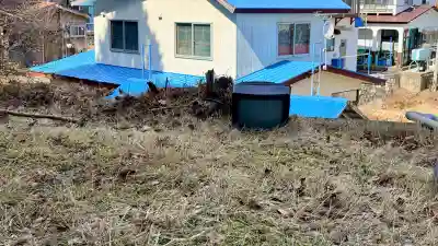 小谷石神社の{uncategorized: "未分類", other: "その他", undefined: "問題あり", building: "その他建物", grave: "お墓", sacred_gate: "鳥居", guardian: "狛犬", statue: "像", buddha: "仏像", history: "歴史", nature: "自然", garden: "庭園", animal: "動物", pagoda: "塔", temizu: "手水舎", mountain_gate: "山門・神門", sanctuary: "本殿・本堂", subordinate: "末社・摂社", art: "芸術", scenery: "景色", jizo: "地蔵", ema: "絵馬", goshuin: "御朱印", omikuji: "おみくじ", items: "授与品その他", amulet: "お守り", goshuincho: "御朱印帳", eats: "食事", festival: "お祭り", votive_dance: "神楽", shichigosan: "七五三参", wedding: "結婚式", experience: "体験その他", initially: "初詣", around: "周辺", anti_infection: "感染症対策"}
