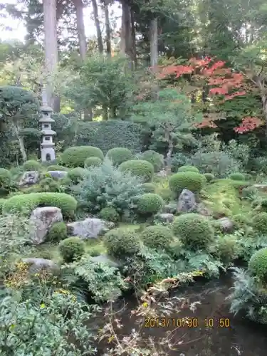 三千院門跡の庭園