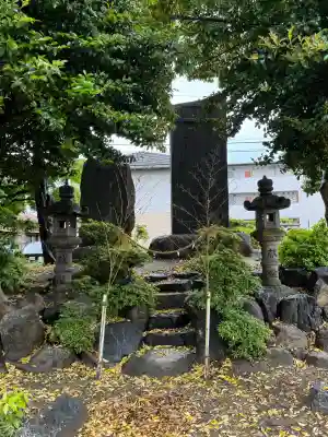 大乃伎神社の{uncategorized: "未分類", other: "その他", undefined: "問題あり", building: "その他建物", grave: "お墓", sacred_gate: "鳥居", guardian: "狛犬", statue: "像", buddha: "仏像", history: "歴史", nature: "自然", garden: "庭園", animal: "動物", pagoda: "塔", temizu: "手水舎", mountain_gate: "山門・神門", sanctuary: "本殿・本堂", subordinate: "末社・摂社", art: "芸術", scenery: "景色", jizo: "地蔵", ema: "絵馬", goshuin: "御朱印", omikuji: "おみくじ", items: "授与品その他", amulet: "お守り", goshuincho: "御朱印帳", eats: "食事", festival: "お祭り", votive_dance: "神楽", shichigosan: "七五三参", wedding: "結婚式", experience: "体験その他", initially: "初詣", around: "周辺", anti_infection: "感染症対策"}