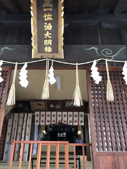 泊神社の本殿・本堂