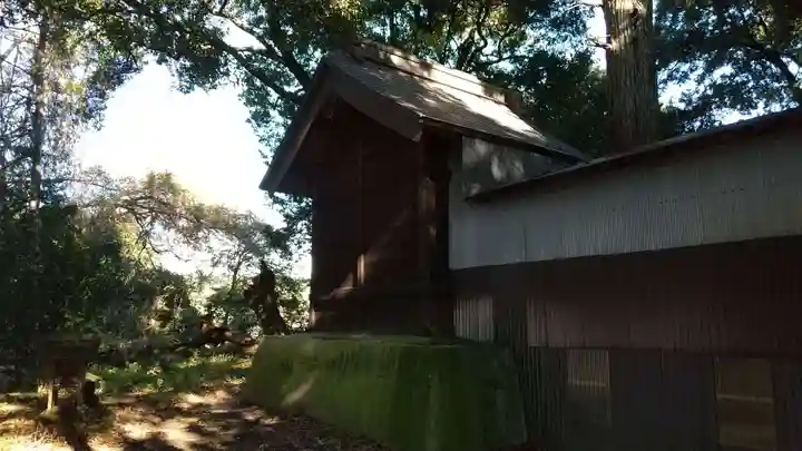 湯泉神社の本殿・本堂