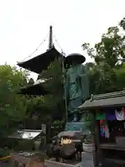 立江寺の像