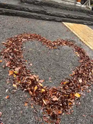 山中諏訪神社(山梨県)