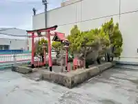 豊川稲荷(藤沢さいか屋)の{uncategorized: "未分類", other: "その他", undefined: "問題あり", building: "その他建物", grave: "お墓", sacred_gate: "鳥居", guardian: "狛犬", statue: "像", buddha: "仏像", history: "歴史", nature: "自然", garden: "庭園", animal: "動物", pagoda: "塔", temizu: "手水舎", mountain_gate: "山門・神門", sanctuary: "本殿・本堂", subordinate: "末社・摂社", art: "芸術", scenery: "景色", jizo: "地蔵", ema: "絵馬", goshuin: "御朱印", omikuji: "おみくじ", items: "授与品その他", amulet: "お守り", goshuincho: "御朱印帳", eats: "食事", festival: "お祭り", votive_dance: "神楽", shichigosan: "七五三参", wedding: "結婚式", experience: "体験その他", initially: "初詣", around: "周辺", anti_infection: "感染症対策"}