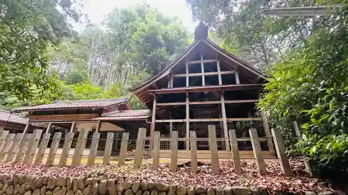 春日神社の本殿