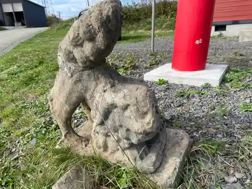 東洋稲荷神社の狛犬