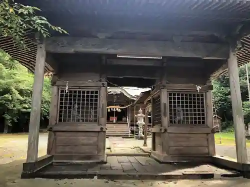 御宇田神宮（御宇田神社）の山門・神門