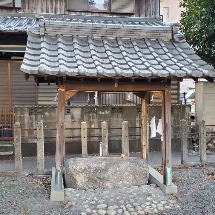 萬古神社の手水舎