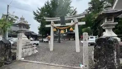 飯開神社の鳥居