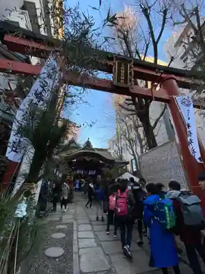三崎稲荷神社の鳥居