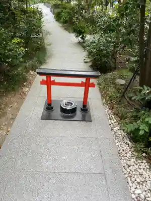 福徳神社（芽吹稲荷）の鳥居