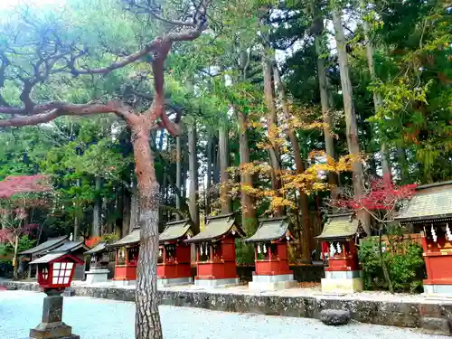 北口本宮冨士浅間神社の末社・摂社
