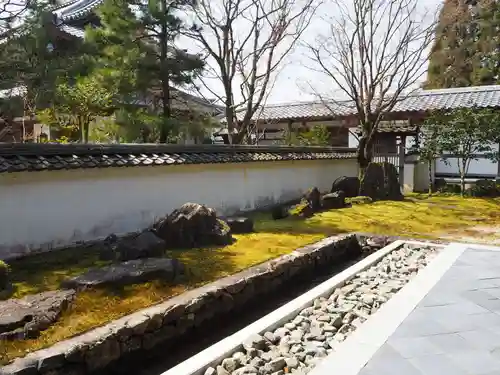 漢陽寺の庭園