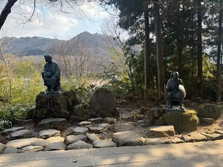 宝珠山 立石寺の{uncategorized: "未分類", other: "その他", undefined: "問題あり", building: "その他建物", grave: "お墓", sacred_gate: "鳥居", guardian: "狛犬", statue: "像", buddha: "仏像", history: "歴史", nature: "自然", garden: "庭園", animal: "動物", pagoda: "塔", temizu: "手水舎", mountain_gate: "山門・神門", sanctuary: "本殿・本堂", subordinate: "末社・摂社", art: "芸術", scenery: "景色", jizo: "地蔵", ema: "絵馬", goshuin: "御朱印", omikuji: "おみくじ", items: "授与品その他", amulet: "お守り", goshuincho: "御朱印帳", eats: "食事", festival: "お祭り", votive_dance: "神楽", shichigosan: "七五三参", wedding: "結婚式", experience: "体験その他", initially: "初詣", around: "周辺", anti_infection: "感染症対策"}