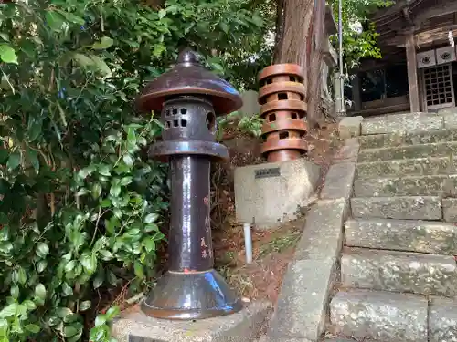 宇志比古神社の建物その他