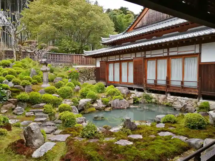 金剛寺の庭園