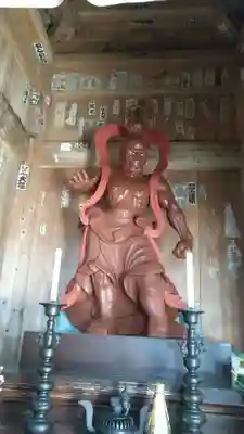 身延山奥之院思親閣の像