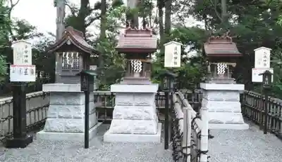 亀ケ池八幡宮の末社・摂社