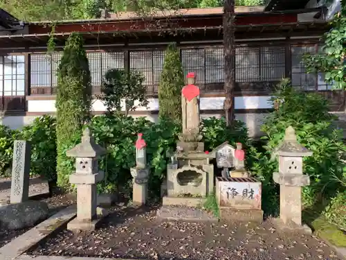 光真寺の地蔵