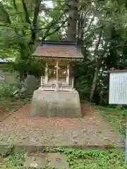 金ケ崎神社の末社