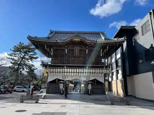 桑名宗社（春日神社）の山門