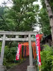 花園稲荷神社の鳥居