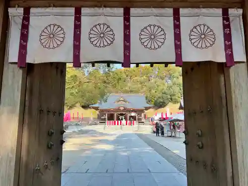 都農神社の山門