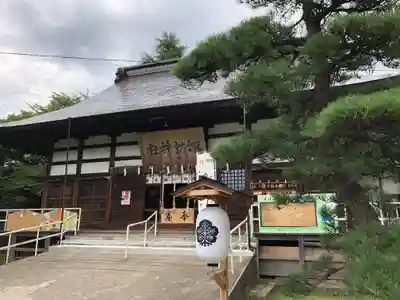 諏訪神社の本殿・本堂