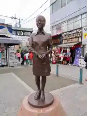 柴又八幡神社の像