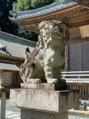 諏訪神社の狛犬