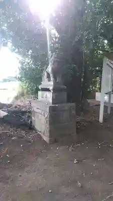 上弓削神社(法皇社)の狛犬