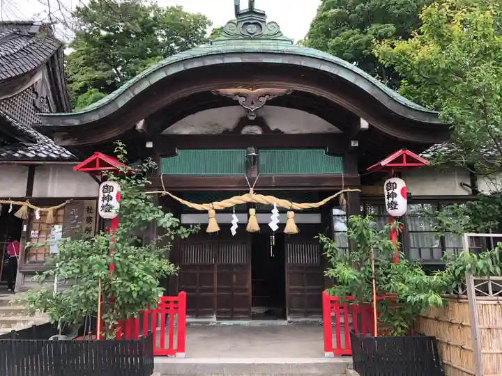 石浦神社の本殿・本堂