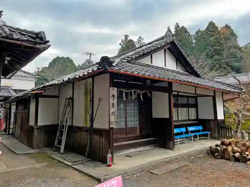 敢國神社のその他建物